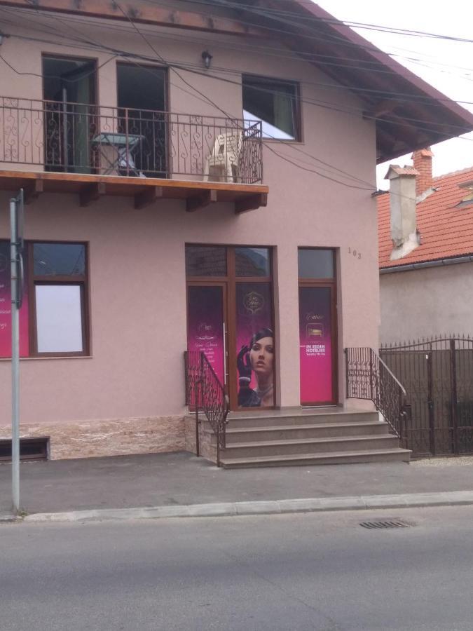 Cazare Regim Hotelier Zărneşti Esterno foto