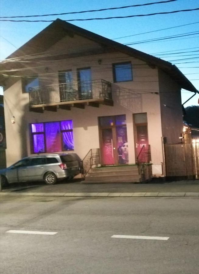 Cazare Regim Hotelier Zărneşti Esterno foto